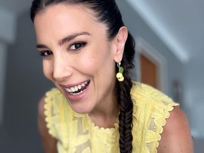 Andrea Rincón apuesta por el vestido folk que marca la primavera