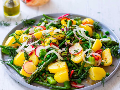 Decile adiós a la clásica ensalada rusa para las fiestas: 4 variantes gourmet y fáciles para lucirte