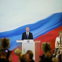 Vladimir Putin jura como presidente de Rusia por otros seis años