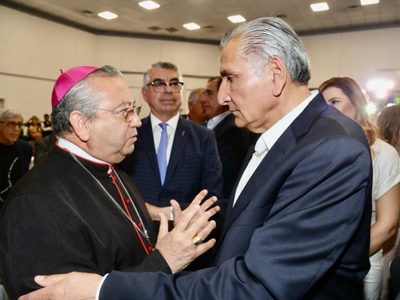 Ante Adán Augusto López, el arzobispo de Tijuana urge una estrategia que frene inseguridad