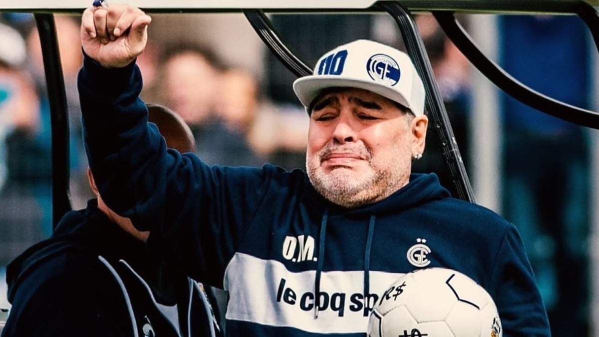 Una de las últimas fotos de Maradona. Se "olvidaron" del Diez en el Banco Central.