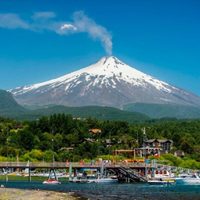 El volcán Villarrica registró actividad sísmica y mantiene el estado de alerta amarilla