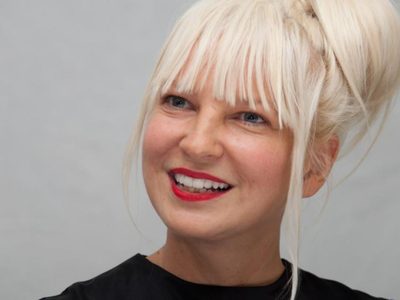 ¡Confesó! Sia siente atracción por un famoso DJ ¡Bomba!