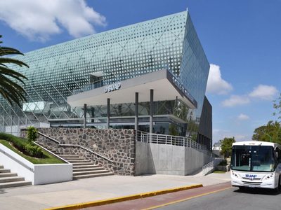 Acusan ilegalidad en proceso de relevo de rector de la BUAP
