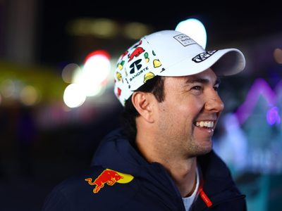 Lo estaban esperando: Checo Pérez vuelve a la Fórmula 1 de una manera impensada
