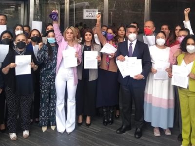“Alito” podría difundir fotos íntimas de diputadas, “estén alertas”, dice Layda Sansores