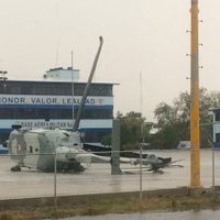 Fuertes vientos vuelcan un helicóptero y destruyen hangar en aeropuerto de Apodaca
