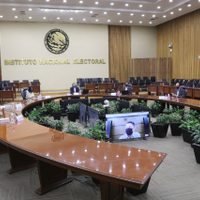 INE impone multas por 605 millones de pesos a partidos nacionales y locales