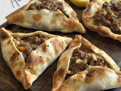 Empanadas árabes o Fatay: disfrutá de un hermoso domingo con esta receta tan rica y única en sabor