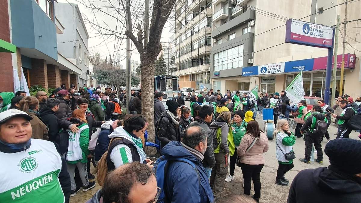 ATE se movilizó por als calles neuquinas. Fuente: (Javier Manzano)