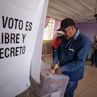 Por una democracia con demócratas