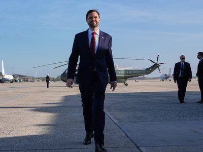 Vance viaja a Pakistán para encabezar conversaciones con Irán sobre el fin de la guerra
