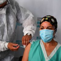 Preocupación: cuántas personas no se vacunarán contra el coronavirus en Argentina