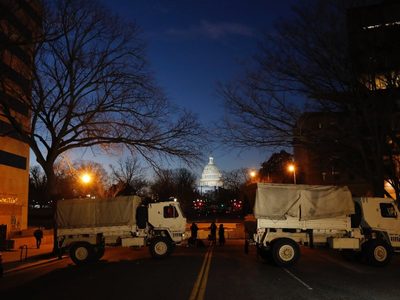Se va Trump y en Washington queda el tufo de insurrección