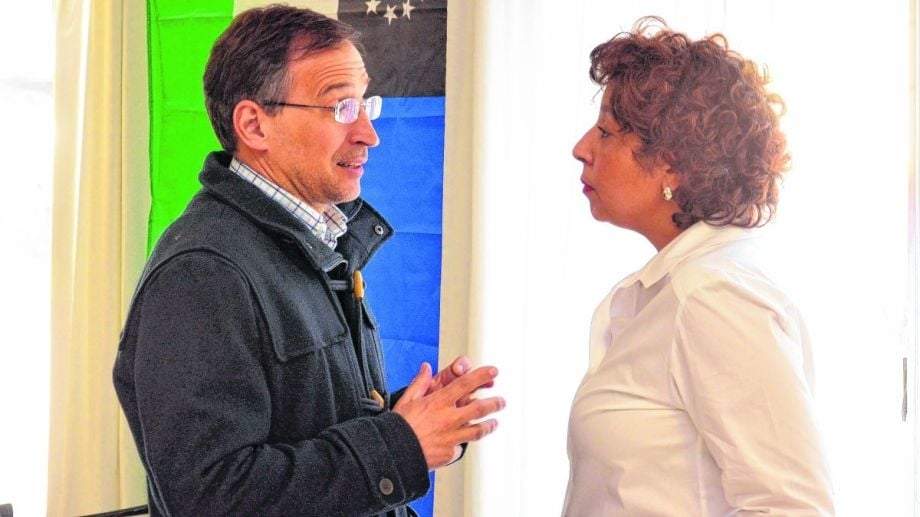 Agustín Domingo y Arabela Carreras Fuente: (Instagram)