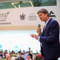 Enrique de la Madrid continuará en la carrera por la presidencia: "yo no me bajo"