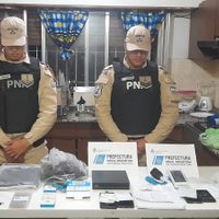 A tres cuadras de la comisaría primera, Prefectura allanó un inmueble por presunta trata de personas