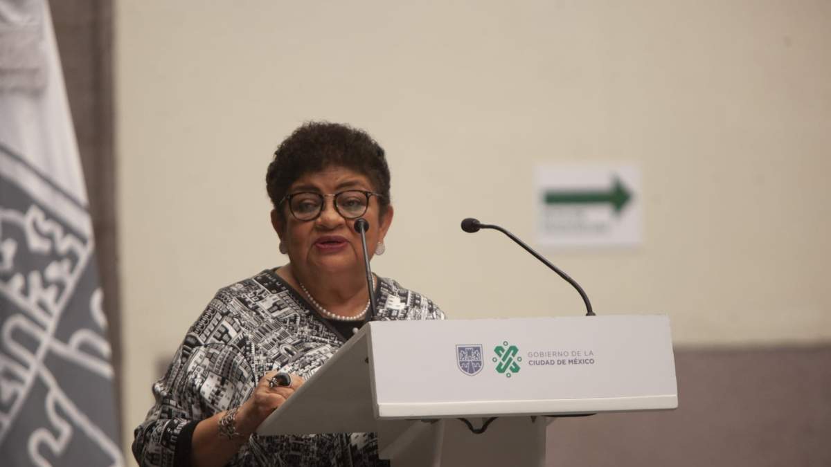Conferencia de la fiscal Ernestina Godoy