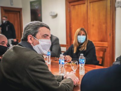El ministro de Minería de San Juan conversó con empresarios sobre el impacto ambiental
