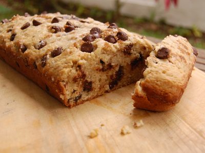Torta de café y chocolate: súper económica, rendidora y deliciosa, tu opción 10 para el mate de la tarde