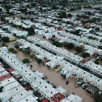 Por lluvias, suspenden clases en cuatro municipios de Sinaloa