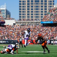 Gol de campo de Tucker después de largo acarreo de Henry da triunfo a Ravens 41-38 ante Bengals