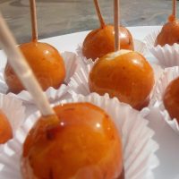 Coquitos caramelizados: con pocos ingredientes, un postre fácil y rápido para quedar como un chef