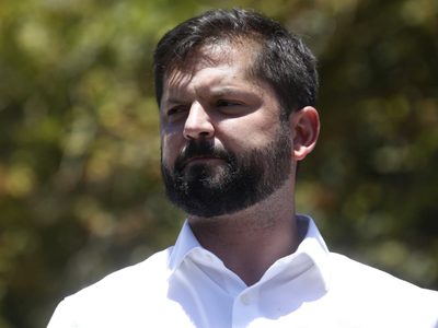 Gabriel Boric otorgó su primer indulto presidencial