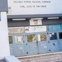 Fuerte repudio oficial a la violencia contra docentes de un colegio de Neuquén