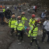 'Daría mi vida por encontrar a mi familia”: sobreviviente del Volcán de Fuego
