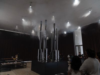 Exposición “Sonoridad Samovar” lleva reflexión política y cultural iraní al Museo Jumex