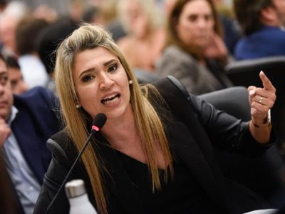 Denuncian a Nadia Márquez y Pablo Ruiz por presunta malversación de bienes públicos