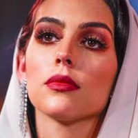 ¡No quiere hacer caso! Georgina Rodríguez grabó a su hija en plena pelea por una lujosa pieza