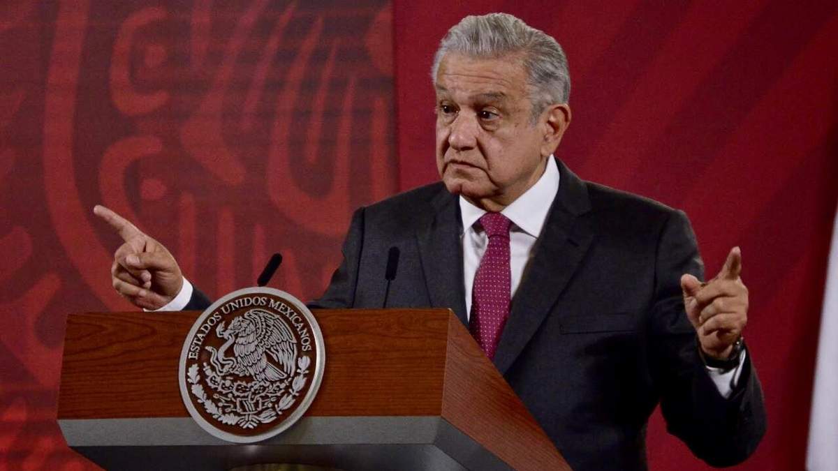 AMLO accedió a hablar con empresarios sobre el outsourcing. Foto: Germán Canseco