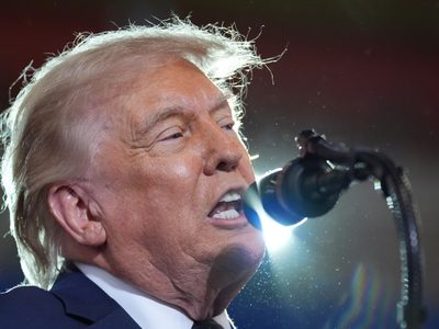 Trump asegura que el diálogo con Irán sigue progresando y no firmará un acuerdo precipitado