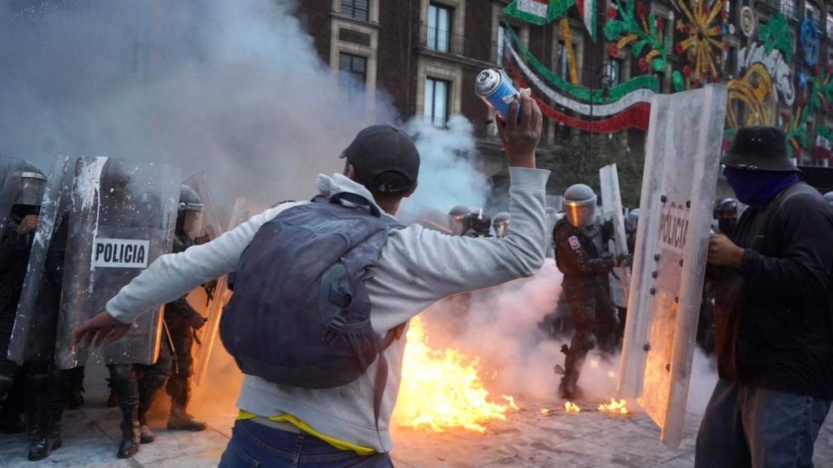 El enfrentamiento tras la marcha del 2 de octubre