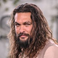 ¡Irreconocible! Jason Momoa sorprende con su imagen en este video ¿Es real o no? ¡Como nunca antes!