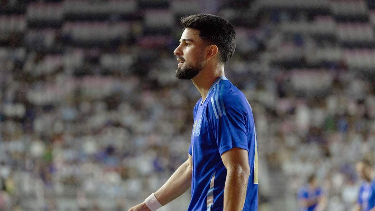 El Flaco López, de Miami a Brasil para anotar para el Palmeiras.