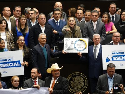 Sin reasignar fondos para Acapulco, Morena impone su mayoría para aprobar el presupuesto