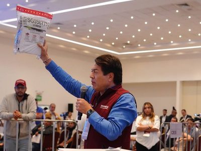 Así es el escrutinio de las boletas de la encuesta de Morena (Video)