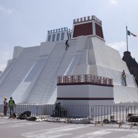 Autoridades aseguran que maqueta del Huei Teocalli en el Zócalo tiene asesoría del INAH