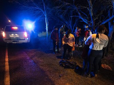 Número de migrantes en frontera disminuye 50 por ciento tras cambios en normas