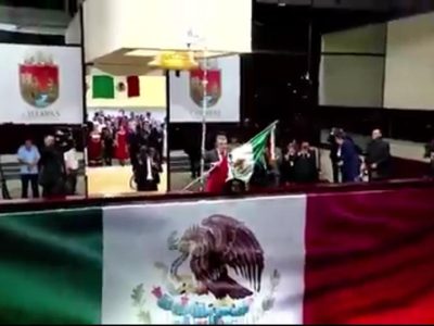 “¡Queremos paz!”, gritaron a Rutilio Escandón durante Grito de Independencia en Chiapas
