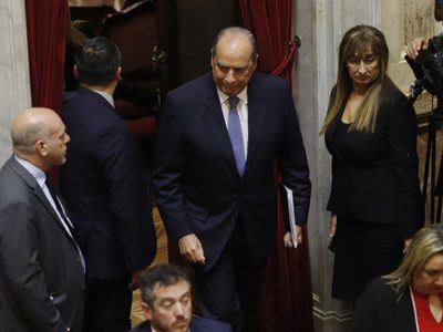 Final abrupto para la presentación de Francos en el Senado