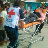 Por falla mecánica, camioneta arrolla a nueve personas en una primaria de Mazatlán