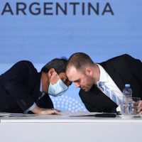 Massa al FMI: "No le pueden pedir al que quiere pagar lo que no le exigieron al que pidió la plata"