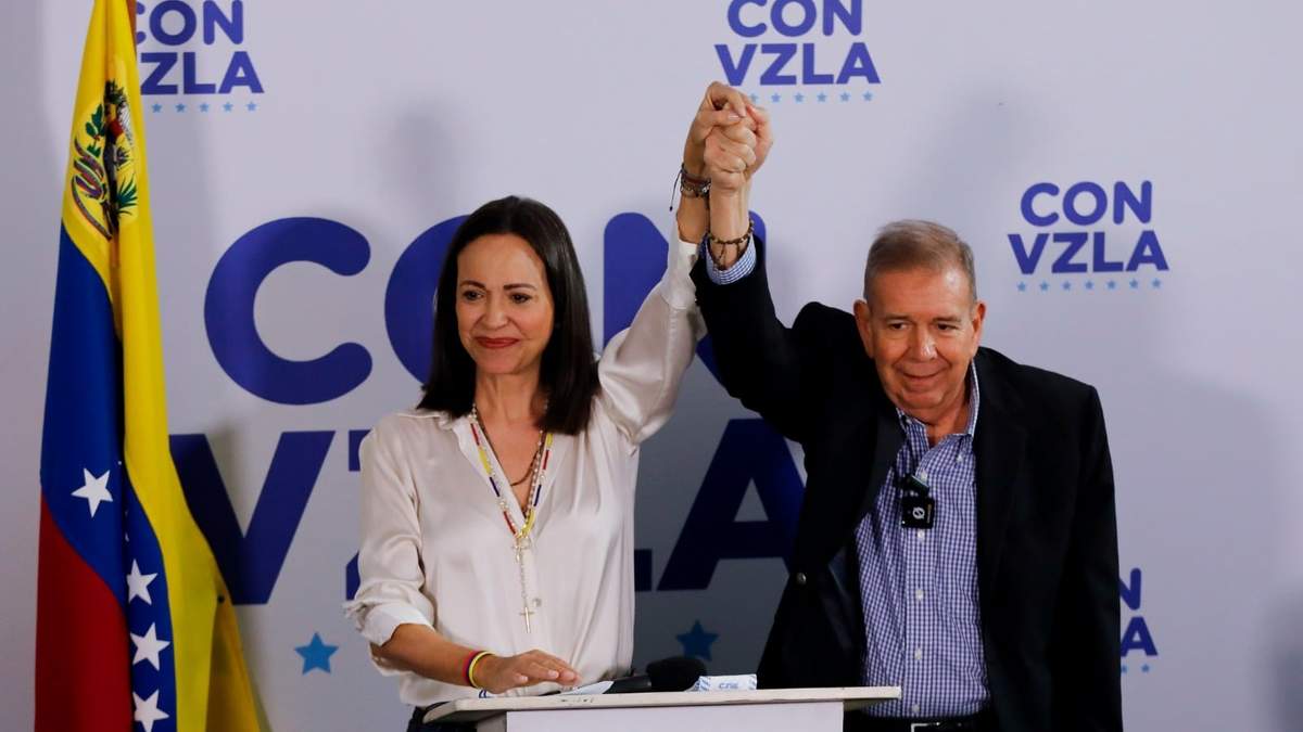 El candidato presidencial de la oposición Edmundo González