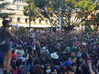 Excesos policiacos durante manifestación del 8M en Morelia serán investigados: CEDH