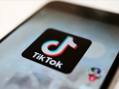 TikTok lanza chats grupales de hasta 32 personas