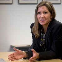 Los obstáculos de la campaña de Hillary Clinton, en voz de su colaboradora